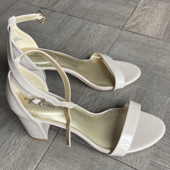 Bandolino Armory Natural Nude Comfort Prom Party Wedding Heels Sandals - Picture 3 of 5